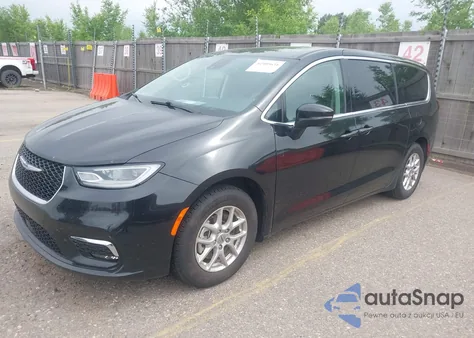 2023 Chrysler Pacifica Touring L z USA, uszkodzony, nr VIN 2C4RC1BG0PR624444